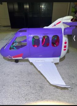 Toy airplane