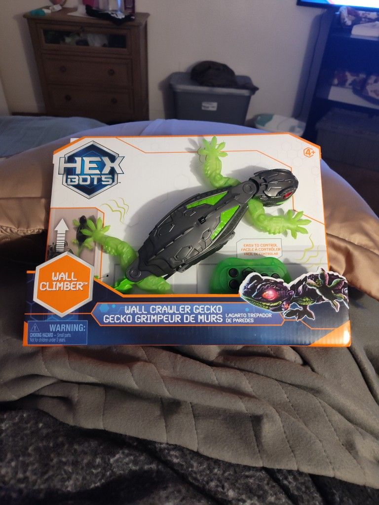 HEX BOTS Wall Climber
