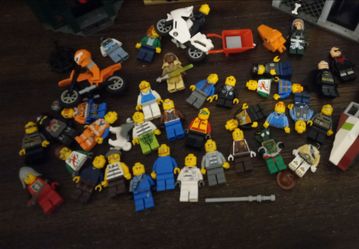 Lego Minifigures and Sets