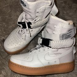 Nike Shoes (Woman’s)