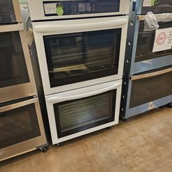 Fr igidaire 30 Inch Wide White Double Wall Oven