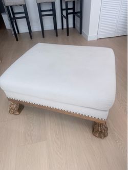 Ottoman 30x35”