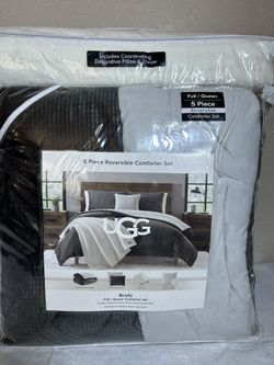 Ugg 5 Piece Reversible Comforter Set Includes CoordinatingDecorative Pillow & Throw full/queen new