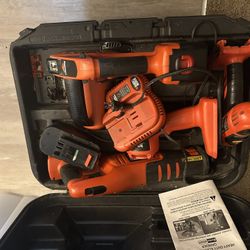 Black and Decker 18V Set Reciprocating saw, Circular saw, Drill, and Light