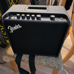 Fender Mustang Amp LT25
