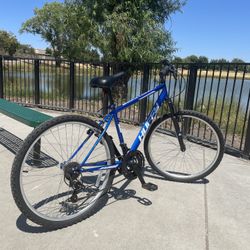 Huffy Rock Creek Mountain Bike 26 Inch Wheels