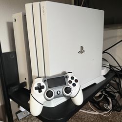 Like new limited glacier white ps4 PRO 1tb with vertical stand and controller