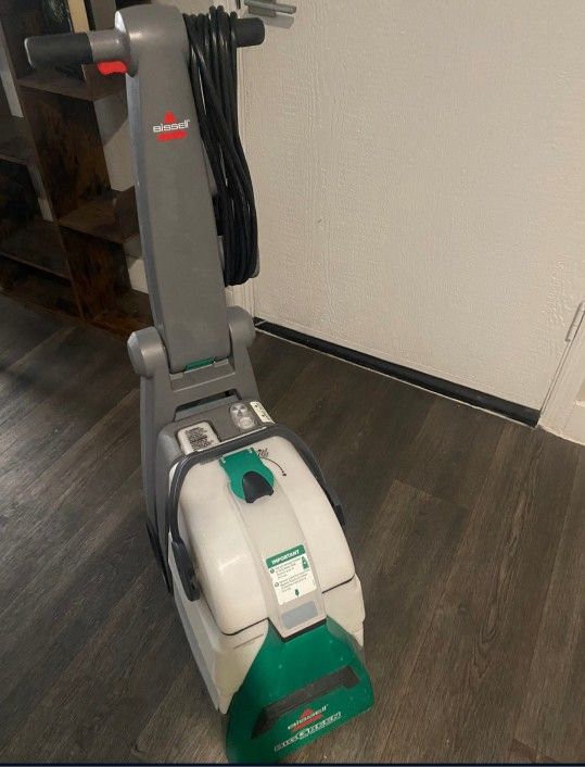 BISSELL - Big Green Machine (Professional
Carpet Cleaner)