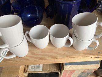 6 White Ceramic Mugs 
