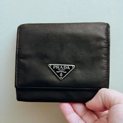 Prada  Black Men's Wallet Trifold Authentic W COA