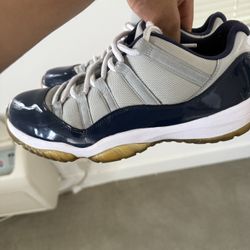 👟 Air Jordan 11 Low “Georgetown” – Size 11 – $65 (OBO)