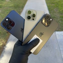 iPhone 15 Pro Max Factory Unlocked / International / Mexico