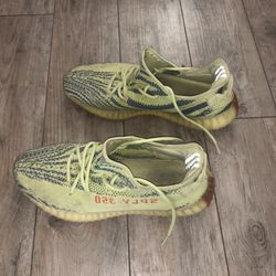 Yeezy Men’s Size 12/13