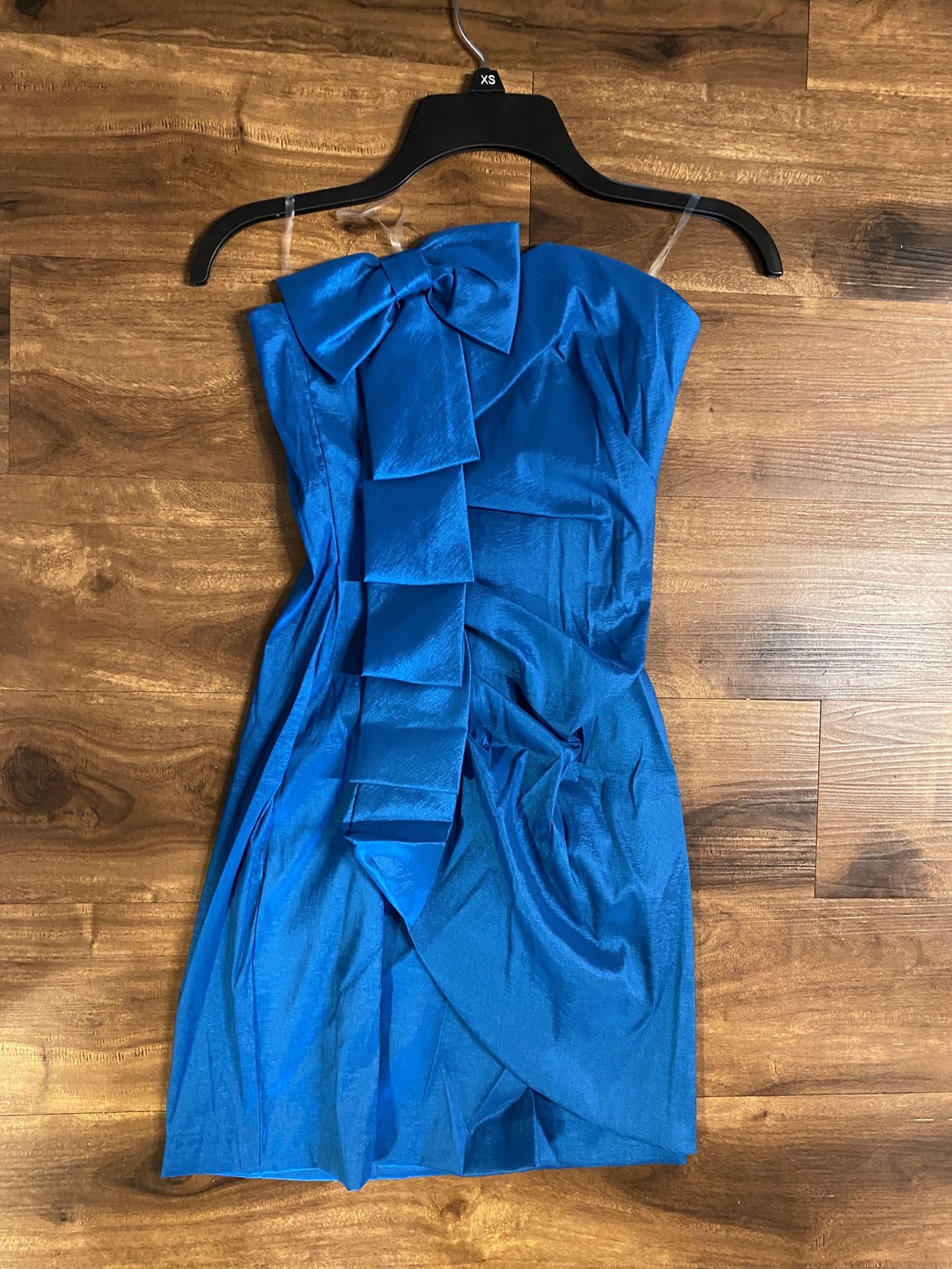 Brand New Woman’s Teeze Me brand blue strapless tube dress up for sale