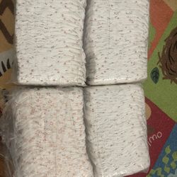 Díapers size 2 (96 ct)