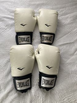2 Pairs Everlast Boxing Gloves 