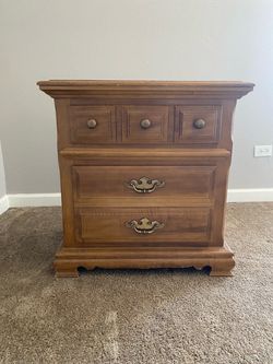 Wood side table with drawers