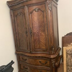 Media Cabinet With Sony Plasma  40”