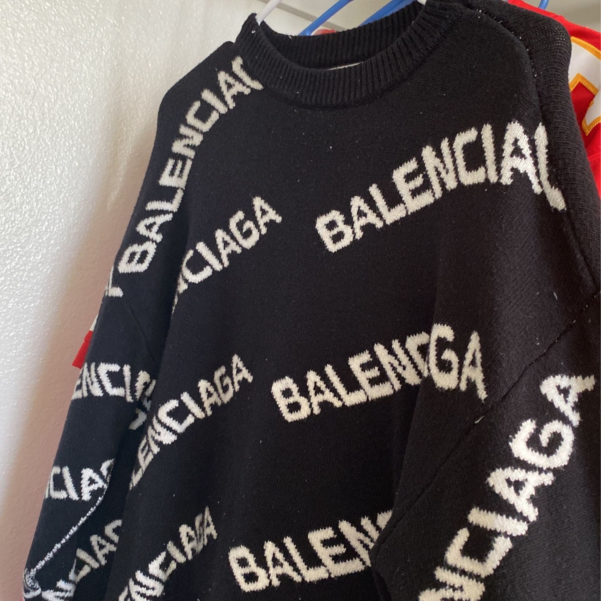 Balenciaga Sweater 