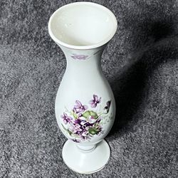 Beautiful Vintage Hand Painted Violets Porcelain Footed Bud Vase. 