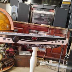 Behringer Rack Tuner Btr2000