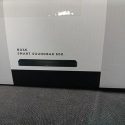 Bose 600 Smart Soundbar **NEW IN BOX**