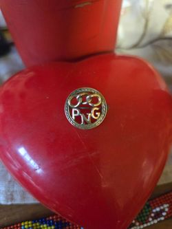 Odd fellows vintage fraternity 10k  PNG  3 circle brooch
