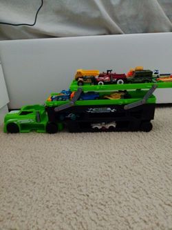 Rastra con hotwheels