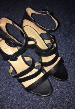 New black heels 7