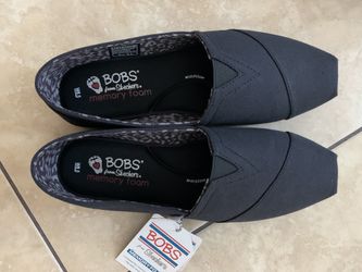 New Skechers Bobs
