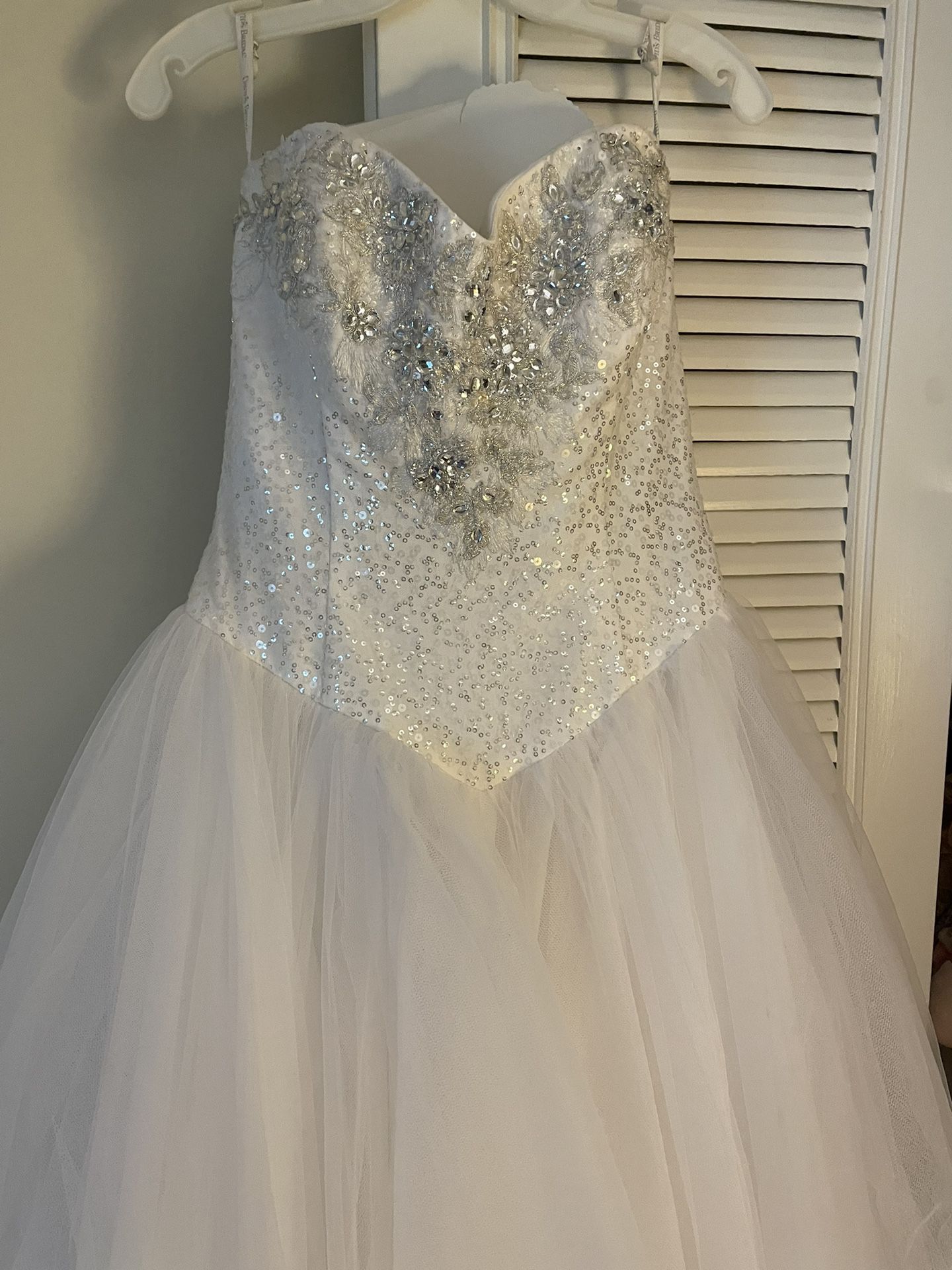 Beautiful Pre-loved Wedding Gown And Slip