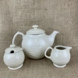 Longaberger Collectors Club 3 Pc Tea Set