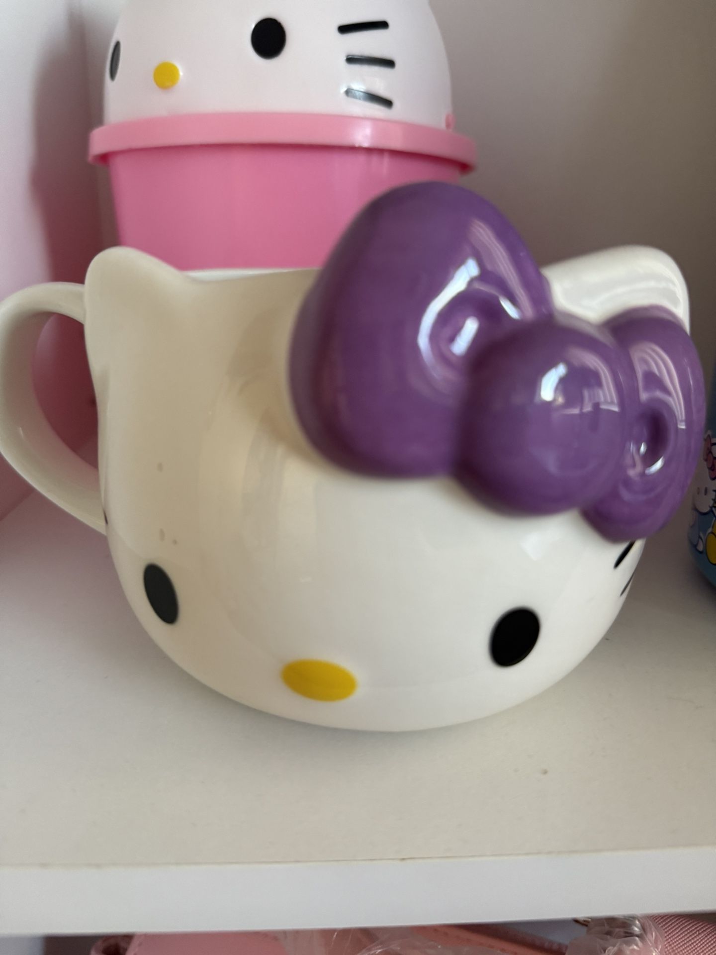 Hello kitty cups $20 each
