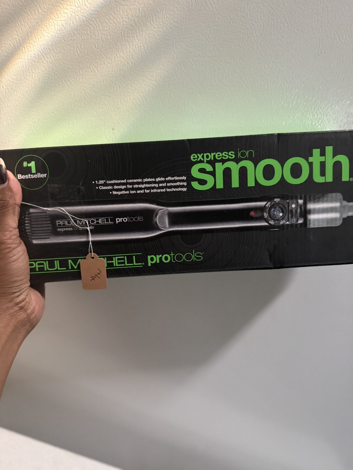 Paul Mitchell Pro Tools Express Ion Smooth+ Flat Iron (1.25”)