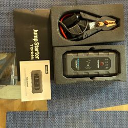 Jump Starter, Portable, 12 V For Cars And Trucks