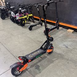 Long-range electric scooter