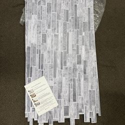 11 PCs 3 D Panels 38”