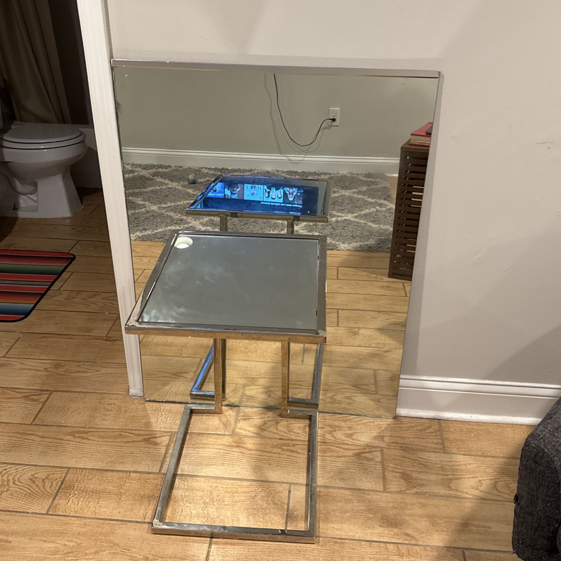 Mirror And Mirror Table