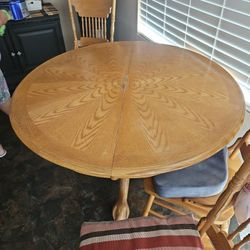 Solid Oak Kitchen Tabel With 6 Chairs With Leaf