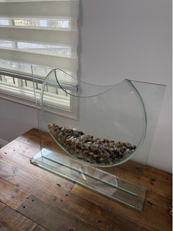 Unique Modern Glass Vase / Terrarium Display (Pebbles Included)