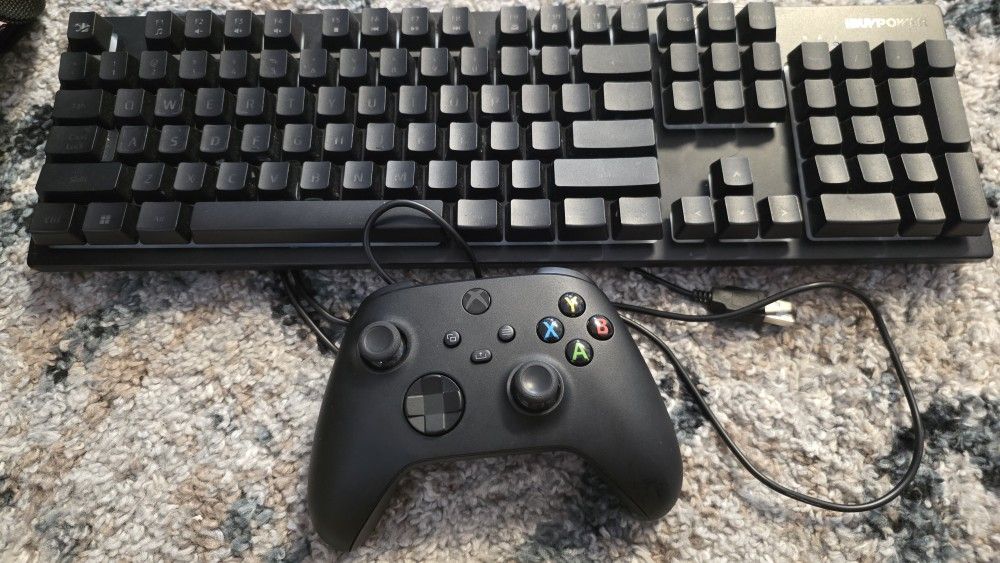 Xbox joystick NEW with keyboard and mouse GREAT DEAL