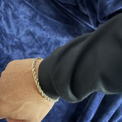 14k Gold Bracelet 