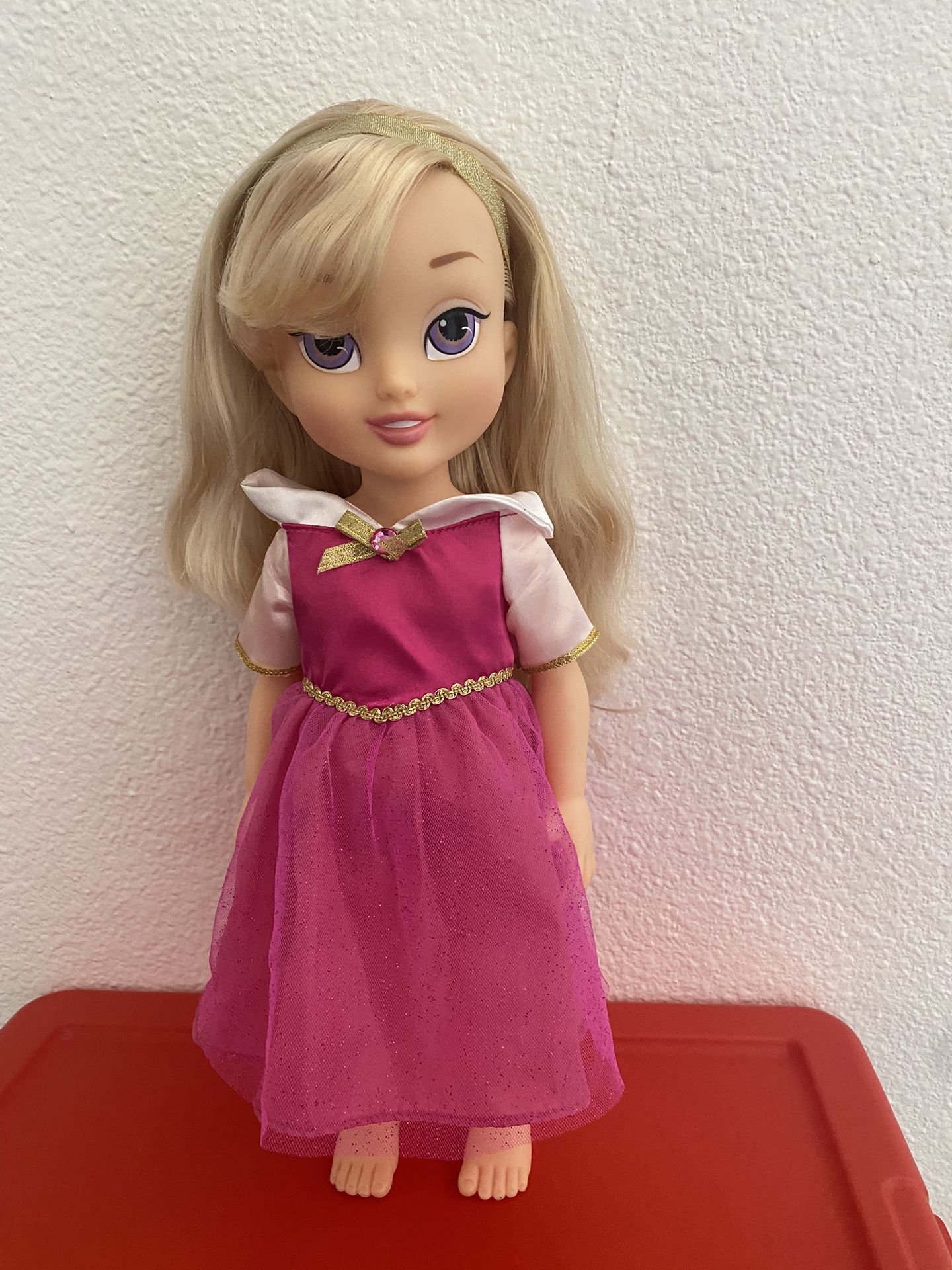 Disney Store Princess Collection Aurora 15 Toddler Doll Sleeping