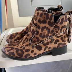 Size 12 Girls Boots 
