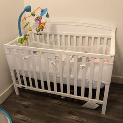 5 In 1 Convertible Baby Crib
