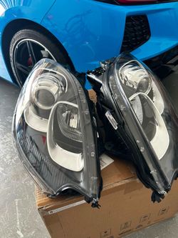 2015–2018 Porsche Macan Halogen Headlights – Left & Right Pair