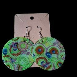 Green colorful circle earrings 
