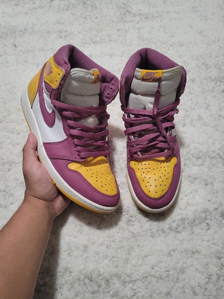 Air jordan 1 brotherhood