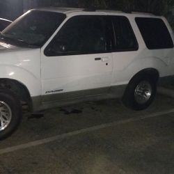 2001 Ford Explorer Sport