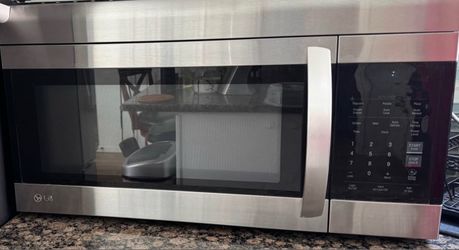 *Price dropped *LG Over-the-Range Microwave LMV1764ST – Stainless Steel – 2021 – 1.7 cu ft